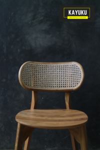 Chaise de salle à manger confortable classique en bois et rotin au design minimaliste moderne - Product Image 3