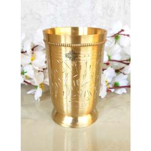 แก้วทัมเบลอร์ดีไซน์ลายนูนทำจากทองเหลือง indianartvilla ปริมาตร-300มล. สำหรับดื่มและเสิร์ฟ - Product Image 1