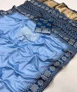 Saree en mousseline de soie luxueux avec des travaux de zari et des embellissements en pierre pour les fêtes et les occasions spéciales - Product Image 5