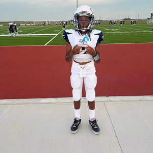 OEM de alta calidad 2025 niños uniforme de fútbol americano 100% poliéster equipo de color sólido uniforme de fútbol americano - Product Image 1