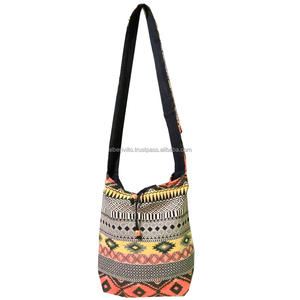 Bolso de hombro cruzado hecho a mano Hippie Jhola asequible, bolso Hippie, lo mejor para viajar, bolsos Hippie Jhola DE LA India - Product Image 1