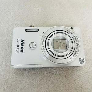 AUTHENTIQUE NOUVEAU Appareil photo numérique Nikkon COOLPIX S6900 Blanc avec 3 ans de garantie - Product Image 3