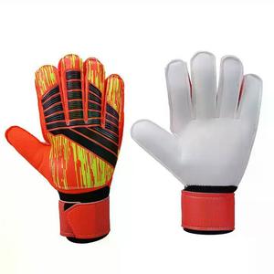 Gants de gardien de but en cuir de haute qualité Gants de football professionnel de sport Gants de gardien de but de football imprimés personnalisés - Product Image 2