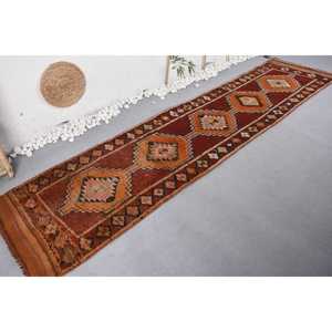 พรมวินเทจขนาด 2.6x11.2 ฟุต พรมลายทางสไตล์ตุรกี พรมลายต้นไม้และพืชสีน้ำตาลส้ม - Product Image 1