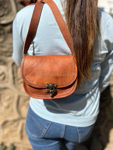 กระเป๋าถือหนังแพะสไตล์วินเทจสำหรับผู้หญิงทำด้วยมือกระเป๋าสะพายหนังแท้5*7ทำด้วยมือ - Product Image 5