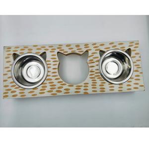 Mangeoire pour animaux de compagnie avec base en bois et deux bols en acier inoxydable pour chiens et chats - Product Image 3