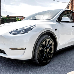 2023 Tesla modelo Y largo alcance AWD doble motor 7 plazas sedán eléctrico luz automática Interior litio sin modificar para la venta - Product Image 1