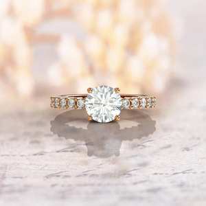 Elegante Anillo de Compromiso de Moissanita de 1 Quilate, Anillo de Boda Solitario de Oro Blanco de 14K con Corte Redondo para Mujer, Venta al por Mayor - Product Image 2