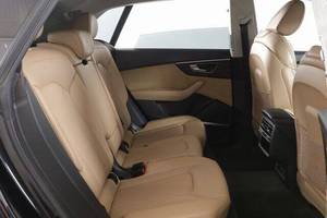 2019 ออดี้ คิว8 เพรสทีจ 4 ประตู เอสยูวี ขับเคลื่อนสี่ล้อ >8 ลิตร เทอร์โบ ควอทโตร หลังคาพาโนรามิก เบาะหนัง เกียร์อัตโนมัติ ล้อแม็ก R20 ไฟหน้าซ้าย ระบบควบคุมความเร็วอัตโนมัติแบบแปรผัน (ACC) 8 - Product Image 6