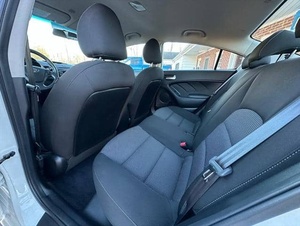 Fortee Turbo AWD 2017 Usado, Asientos de Cuero, Interior Claro, Sedán - Product Image 5