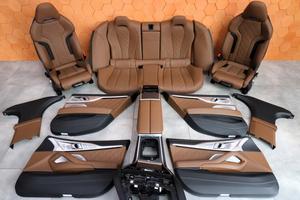 Asientos Traseros de Lujo en Cuero de Calidad para M8 (G23/G24) - Color Marrón, Asientos Tipo Bucket de Fibra de Carbono, Accesorios Interiores para Auto - Product Image 4