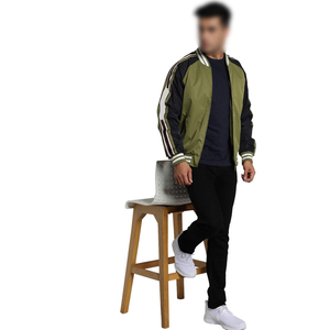 แจ็คเก็ตบอมเบอร์กันลมสำหรับผู้ชายเสื้อแจ็กเก็ตดีไซน์ใหม่ล่าสุดสีตัดกันตามสั่ง2025 - Product Image 4