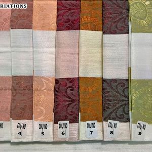 Tissu jacquard rayé de qualité supérieure de 44 pouces avec finition satinée en 10 nuances vibrantes pour les vêtements de mode et le style d'intérieur - Product Image 3