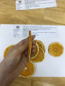 Tranches d'orange déshydratées 85g 300g 25lb Fournisseur en gros pour la décoration de Noël, les bougies et la fabrication artisanale en provenance du Vietnam ANGLE - Product Image 4