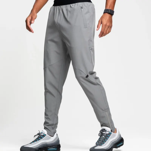 Trajes deportivos cortavientos para hombre con logotipo personalizado, chaqueta cortavientos de dos piezas y pantalones de chándal, conjunto de chándal cortavientos de nailon - Product Image 6