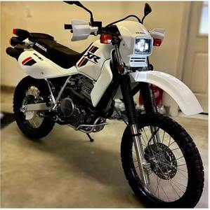 NUEVA XR650L 2025 MÁS VENDIDA, Motocicleta de un Solo Cilindro, de Cuatro Tiempos, con Cárter Seco, Refrigerada por Aire, de 644 cc - Product Image 3