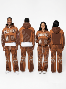 ชุดเซ็ตวินเทจสไตล์ดิสเทรสสองชิ้น เสื้อผ้าสตรีทแวร์แบบยูนิเซ็กซ์ สีแดงลายกราฟิกแบบแพทช์เวิร์ค พร้อมเสื้อฮู้ดดี้และกางเกงขายาวทรงกว้าง - Product Image 2