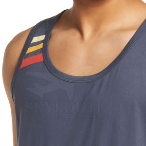 Vêtements de fitness Pakistan Made Tank Top Vente en ligne Hommes Débardeur Taille personnalisée Summer Wear Hommes Débardeur - Product Image 5