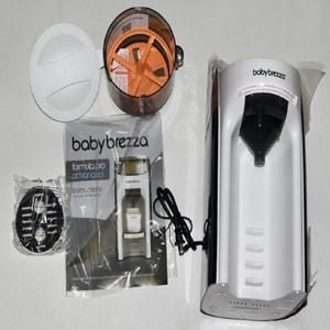 COMMANDEZ MAINTENANT LIVRAISON GRATUITE POUR le système de préparation et de distribution de lait infantile Baby Brezza Formula Pro Advanced Blanc - Product Image 2