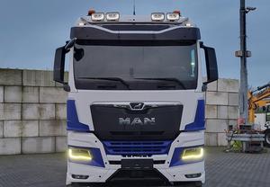 Nuevo Camión Tractor M AN TGX 33.640 6X4 con Retardador GM, Transmisión Automática, Norma de Emisiones Euro 6 - Product Image 4