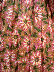 Nouveauté, mini robe bohème pour femme, magnifique mousseline de soie rose imprimé floral, encolure ronde avec liens tissés, style mini maxi - Product Image 6