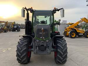 Achetez des tracteurs Fendt de haute qualité de 140 ch à bon prix, modèles neufs et d'occasion à vendre avec option de livraison rapide disponible - Product Image 3