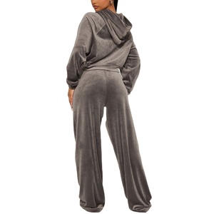 ชุดวอร์ม2ชิ้นสำหรับผู้หญิงชุดวิ่งจ๊อกกิ้งผ้ากำมะหยี่เสื้อครอปท็อปมีฮู้ดชุดวอร์มผ้ากำมะหยี่ - Product Image 4