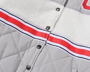 เสื้อแจ็กเก็ตเบสบอลผ้าวูลปักลายด้วยกำมะหยี่สำหรับ100% งานตามสั่งตรามหาวิทยาลัยสำหรับผู้ชาย - Product Image 3