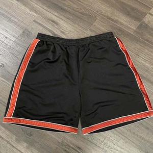 กางเกงขาสั้นลำลองผ้าตาข่ายสำหรับผู้ชาย ชุดกีฬาฤดูร้อน คุณภาพสูง ผ้าฝ้าย 100% ปักโลโก้ตามสั่ง พิมพ์ลาย ระบายอากาศได้ดี เอวยางยืด - Product Image 6