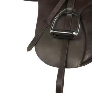 Selle de saut anglaise rembourrée intégrée, noire, de haute qualité, fabriquée à la main, ASHMIRA EQUESTRIAN, prix de gros, course de chevaux, Inde, tendance - Product Image 3