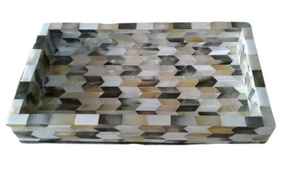 Plateau rond en incrustation de nacre avec conception complexe de mandala Plateau décoratif en bois fait à la main pour les maisons Boho Yoga Decor Gift - Product Image 3