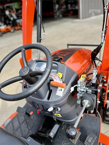 Mini Tractor de 25 HP Bad Boyy 1025H 4WD, Tractor Subcompacto con Cargador, Tractor Pequeño para Granja en Venta - Product Image 4