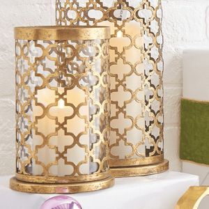 Porte-bougie votif en métal fer forgé fait main en Inde, finition dorée, forme ronde, pour la décoration de Noël, de la maison et des mariages - Product Image 5