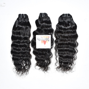 Extensions de cheveux humains indiens Remy en gros, alignées sur les cuticules, non traitées, pleine dentelle, ondulées - Product Image 1