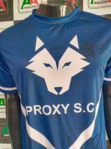 Ropa de fútbol personalizada 2025, pantalones cortos de Jersey de media manga OEM de alta calidad con logotipo de sublimación y calcetines numéricos a la venta - Product Image 5