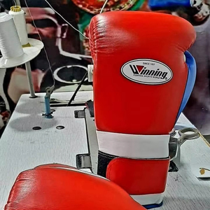 ถุงมือซ้อมมวยหนัง PU สำหรับปิดกันน้ำปรับได้สายรัดข้อมือ16ออนซ์ออกแบบได้ตามต้องการ - Product Image 1