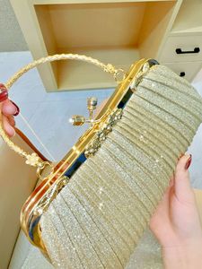 กระเป๋าคลัทช์สุดหรูสำหรับผู้หญิงส่องแสงเป็นประกายระยิบระยับกระเป๋าถือสีทอง - Product Image 2