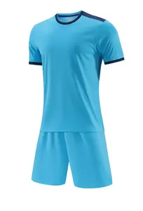 Uniformes de football pour hommes ensemble top style nouveau design maillot et kit avec impression de logo personnalisé vente en gros prix bon marché propre marque - Product Image 3