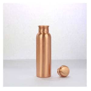 Botella de agua de cobre puro personalizada de 2L con tapa a prueba de fugas, calidad impresionante para el estilo deportivo de la oficina en casa - Product Image 4