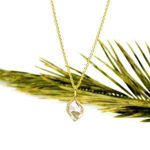 Collar Gargantilla Missoma Santiago Champagne Hydro de Latón Fino de 10x14 mm - Product Image 3