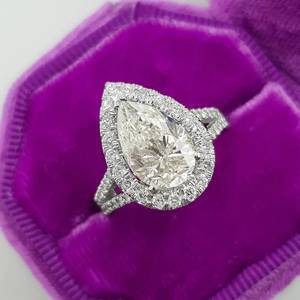 Bague de fiançailles en or blanc massif 14 carats avec diamant naturel taille poire de 2,00 carats, unique, pour femme - Product Image 1