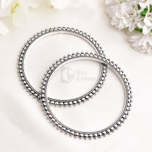 Brazalete de aspecto plateado de latón puro para fiesta, pulsera oxidada de tamaño libre que se puede abrir, producto a granel hecho a mano ajustable - Product Image 1