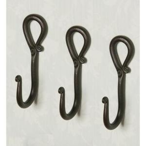 Rustic Handmade Iron Wall Hook Perfect For Minimalist Homes Offering Functional <b>Storage</b> And Stylish Interior Design Themes - Product Image 3