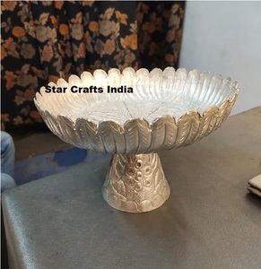 Cuenco de fruta grande hecho a mano personalizado único clásico elegante diseño aluminio latón tono para cocina cuenco de nuevo diseño de borde - Product Image 1