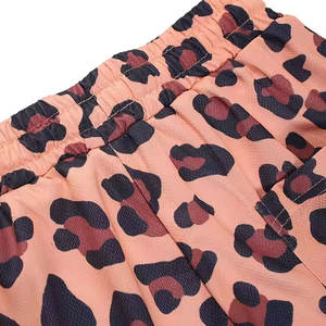 Nouveau short de basket-ball imprimé en sublimation de couleur unie Offre Spéciale de haute qualité short de basket-ball en maille de sport personnalisé - Product Image 3