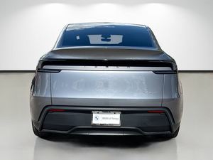 Un excellent modèle d'occasion Tesla Model Y Long Range AWD 2026 avec moteur électrique et boîte à double embrayage à 1 vitesse - Product Image 5