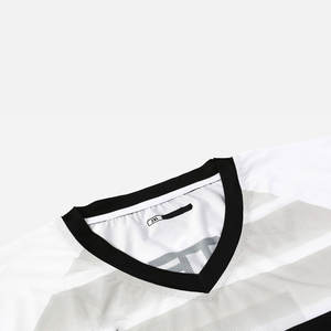 Uniformes de fútbol de bajo precio con material de alta calidad hecho diseño de sublimación uniforme de fútbol a la venta - Product Image 6