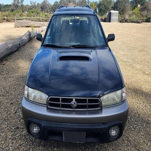 Subaru Legacy Outback de 1999 - Product Image 1