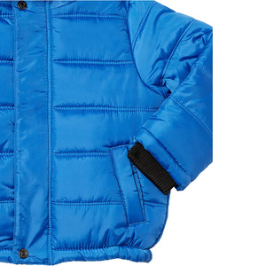 Chaqueta Acolchada para Niños Personalizada, Fabricación OEM, Diseño Acolchado de Invierno, Chaquetas con Capucha para Niños, Cierre de Cremallera - Product Image 3