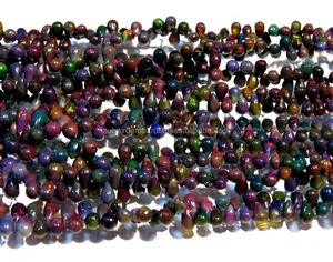 Natürliche schwarze äthiopische Opal tropfen formen Perlen von höchster Qualität